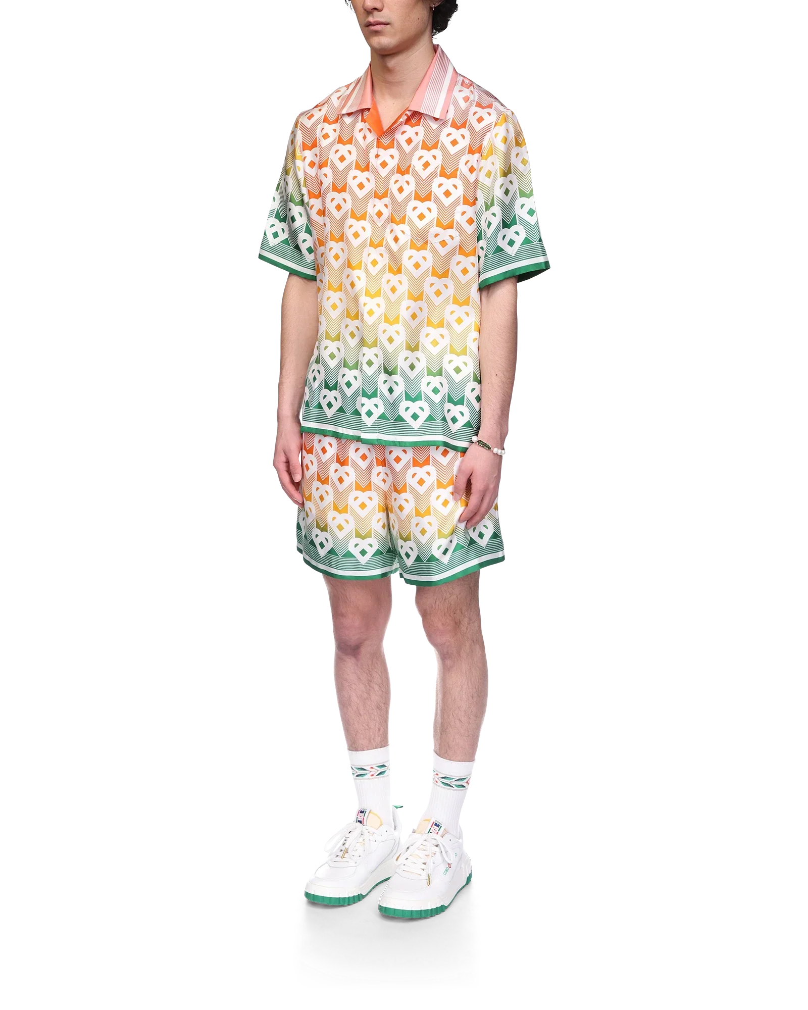 Camisa de seda con monograma de corazón degradado