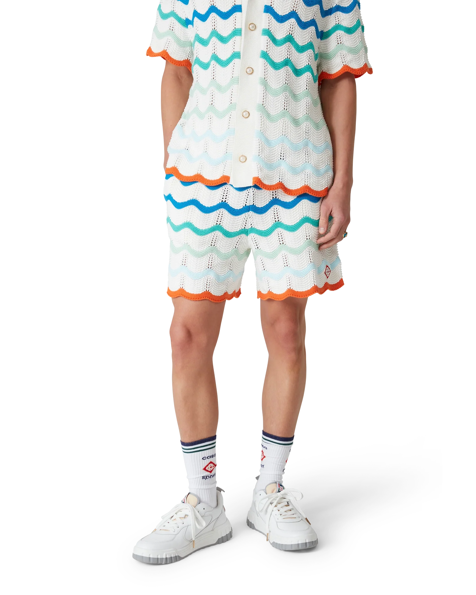 Pantalones cortos de crochet con ondas degradadas