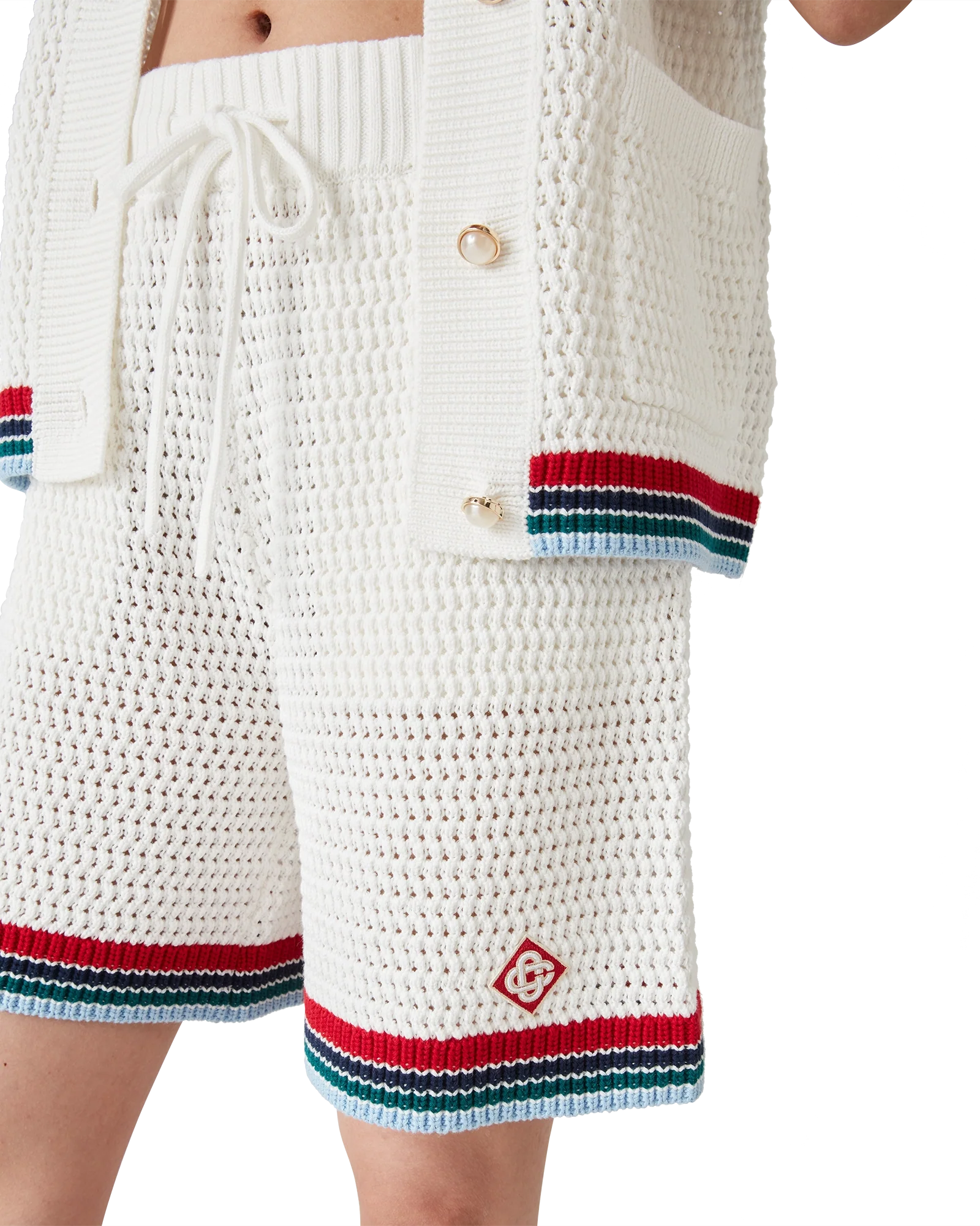 Pantalones cortos góticos de crochet