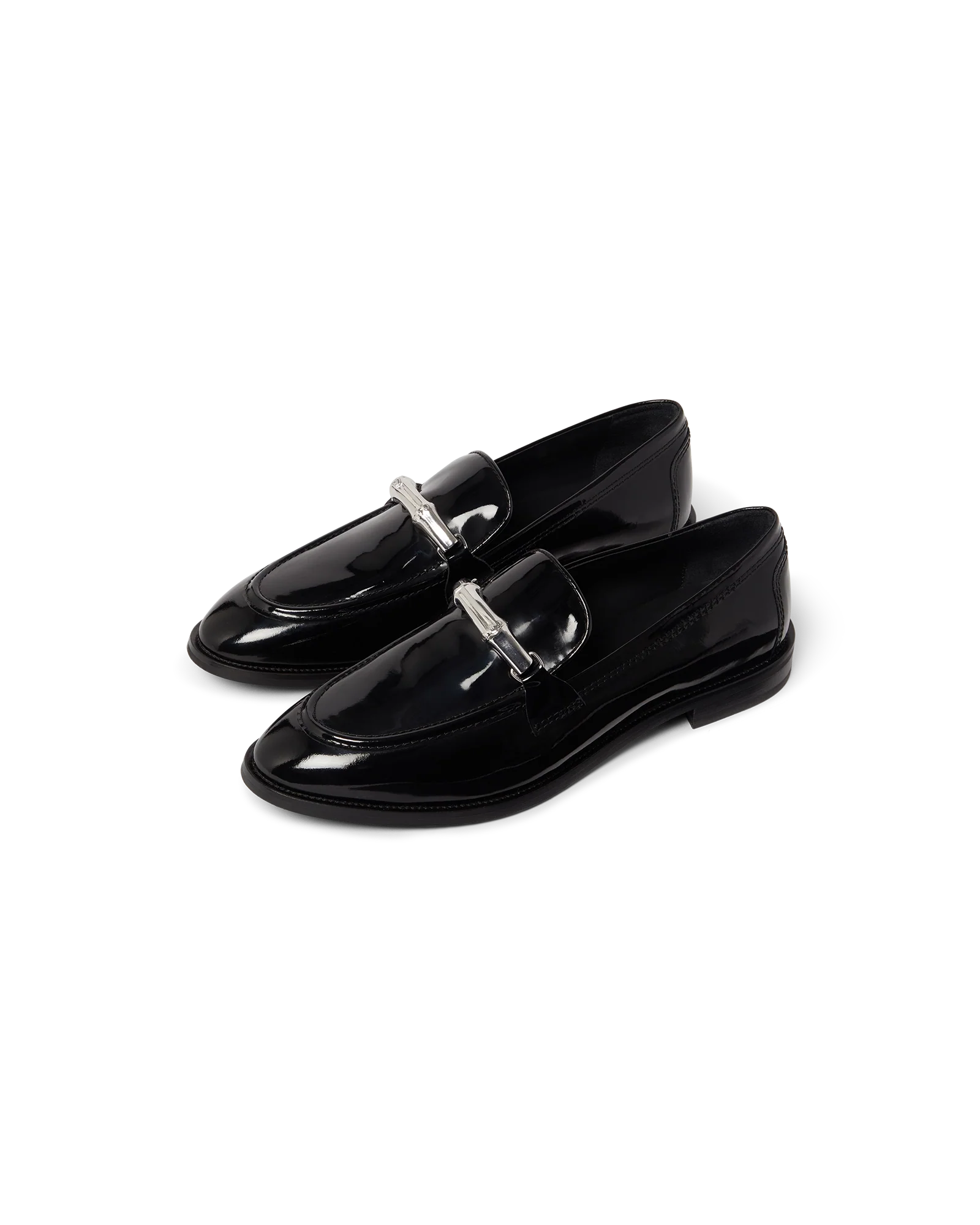 Mocasín de bambú negro