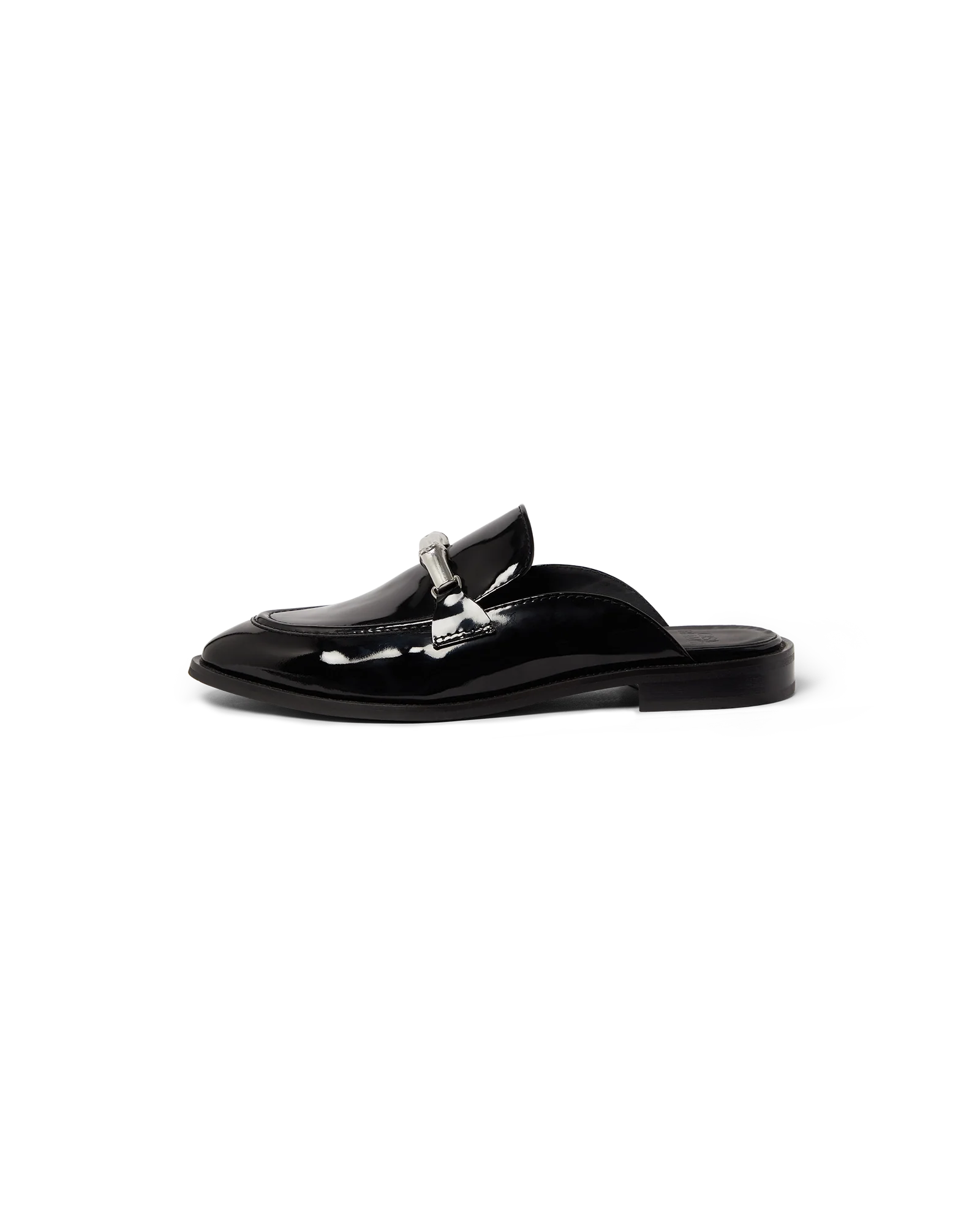 Mocasín de bambú negro sin cordones