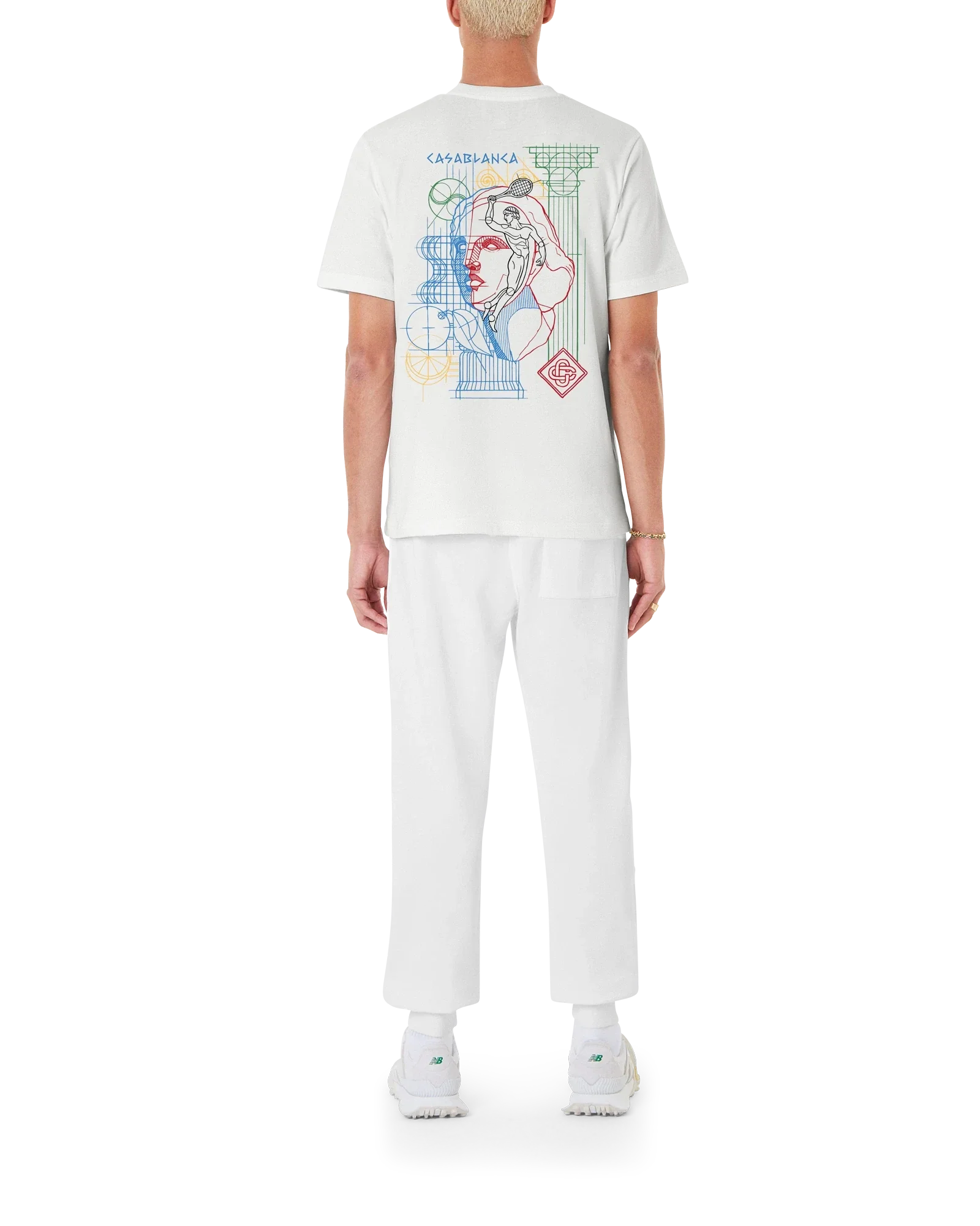 Camiseta de juego de tenis en progreso