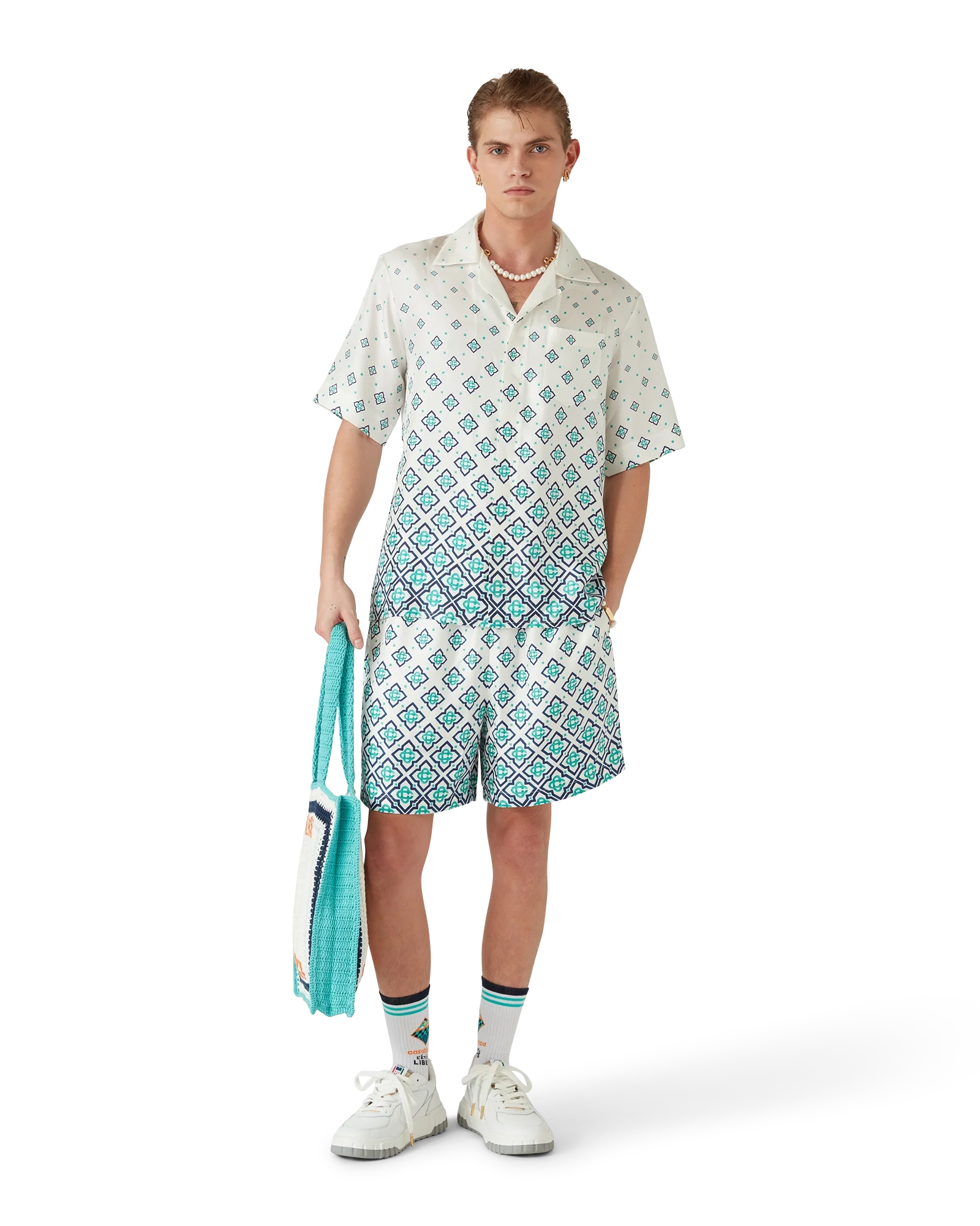 Pantalones cortos de seda con monograma degradado